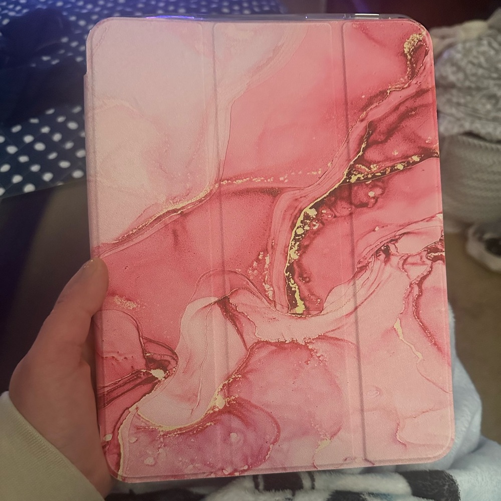 Pink marble iPad case great condition